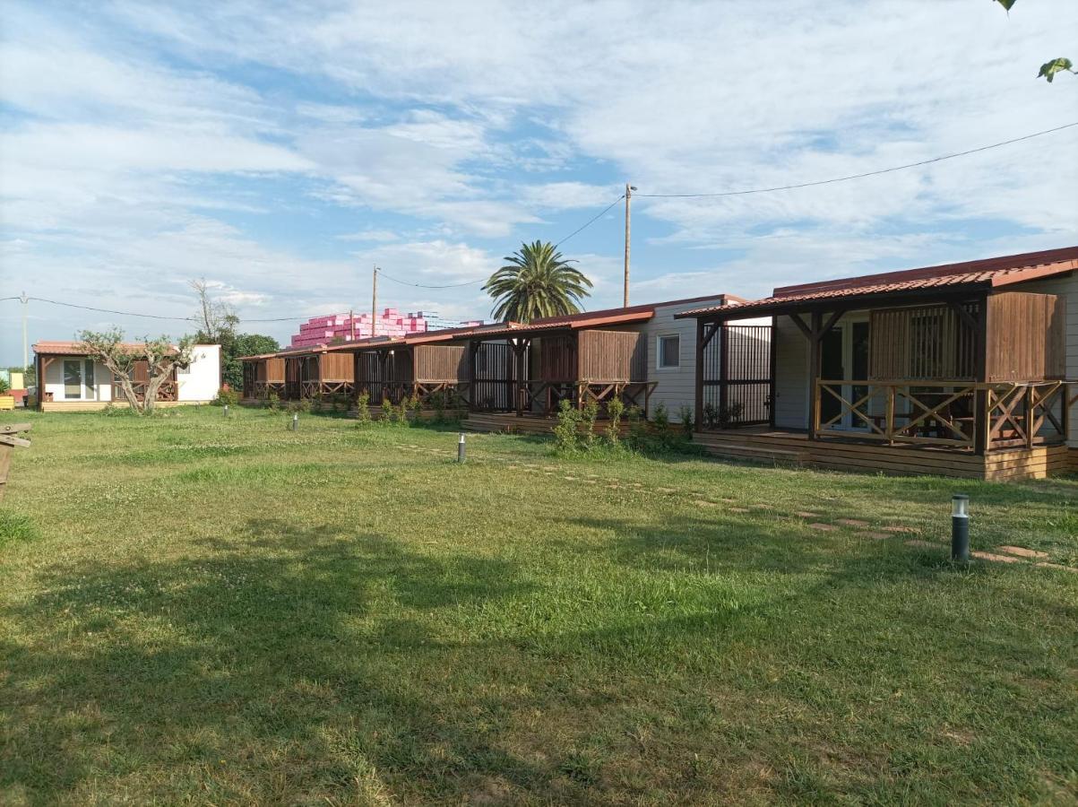 La Masia Bg Parc Sant Pere Pescador Exterior photo
